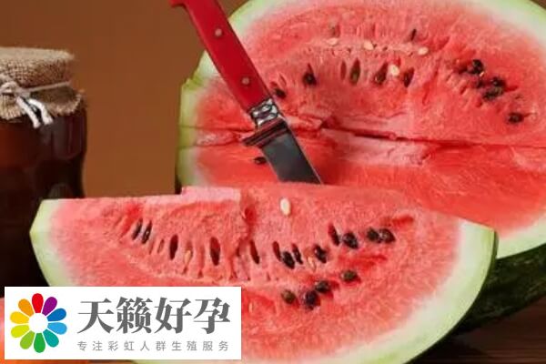 西瓜含有多种维生素和矿物质